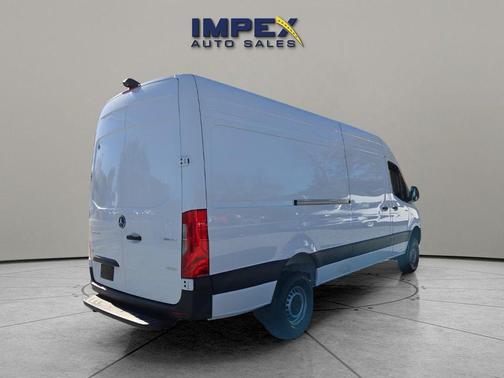 2025 Mercedes-Benz Sprinter 2500 High Roof