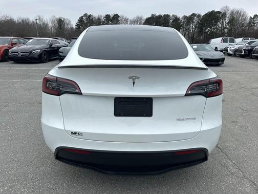2023 Tesla Model Y Performance Dual Motor All-Wheel Drive