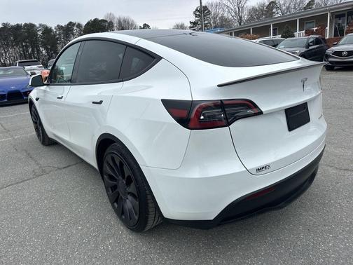 2023 Tesla Model Y Performance Dual Motor All-Wheel Drive