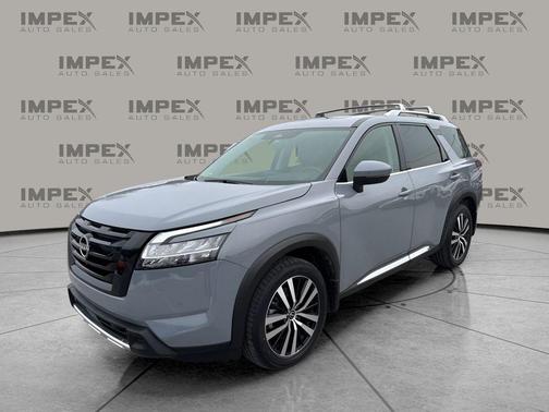 2024 Nissan Pathfinder Platinum FWD