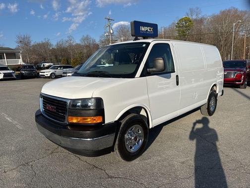 2023 GMC Savana 2500 Work Van