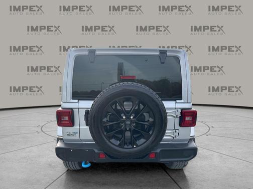 2024 Jeep Wrangler 4xe Sahara