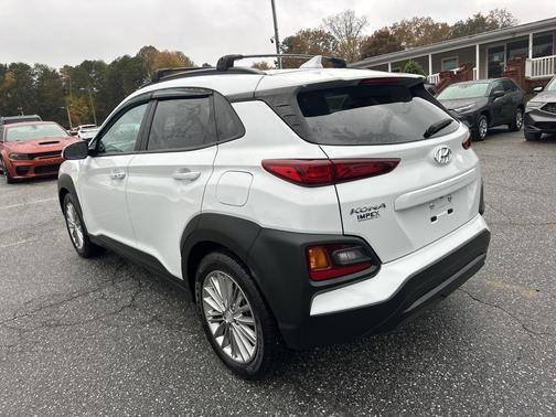 2020 Hyundai KONA SEL Plus