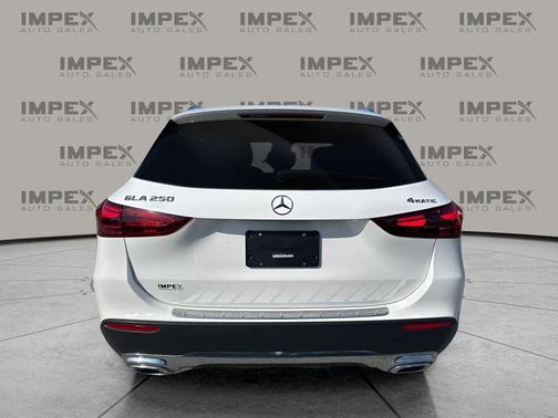 2025 Mercedes-Benz GLA 250 4MATIC