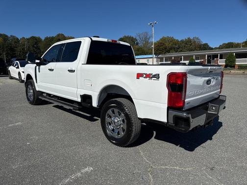 2025 Ford F-250 Lariat