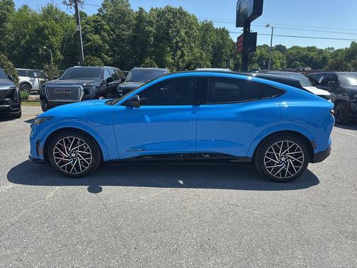GRABBER BLUE METALLIC 2023 Ford Mustang Mach-E GT