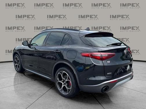 2022 Alfa Romeo Stelvio Ti