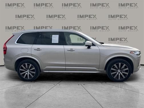 2023 Volvo XC90 B5 Core