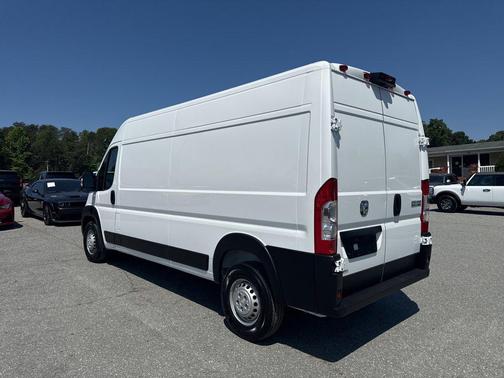 Bright White Clearcoat 2026 RAM ProMaster 2500 Tradesman