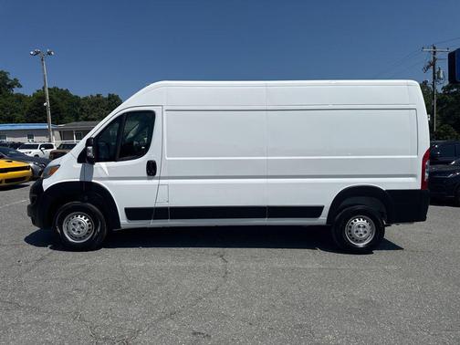Bright White Clearcoat 2026 RAM ProMaster 2500 Tradesman