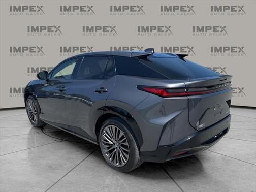 2023 Lexus RZ 450e Luxury