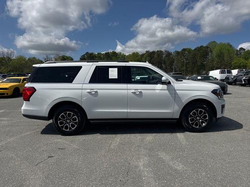 OXFORD WHITE 2024 Ford Expedition Max XLT