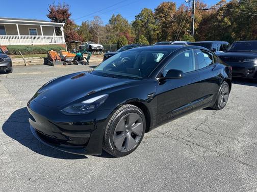 2022 Tesla Model 3 Standard Range