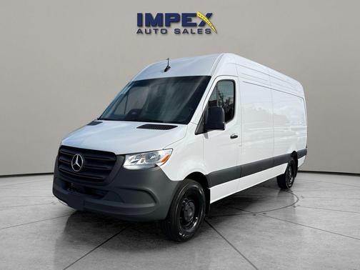 Arctic White 2025 Mercedes-Benz Sprinter 2500 High Roof