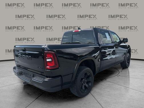 Diamond Black Crystal Pearlcoat 2025 RAM 1500 Big Horn/Lone Star