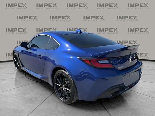 2025 Toyota GR86 Premium