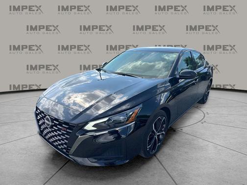 Super Black 2025 Nissan Altima SR FWD