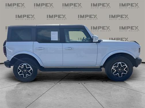 2023 Ford Bronco Outer Banks