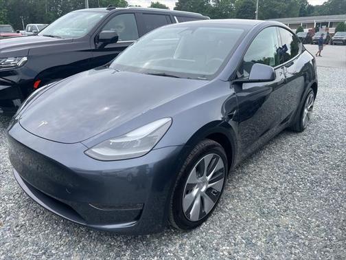 2023 Tesla Model Y Long Range Dual Motor All-Wheel Drive