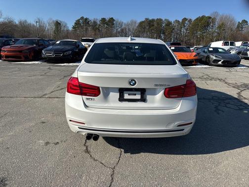 2018 BMW 330e iPerformance