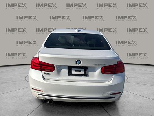 2018 BMW 330e iPerformance