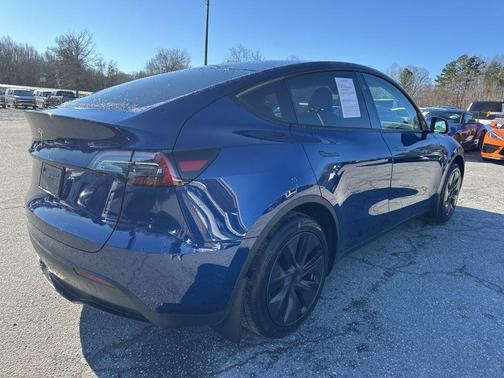 2024 Tesla Model Y Long Range Dual Motor All-Wheel Drive