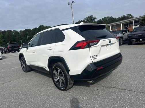 2021 Toyota RAV4 Prime SE
