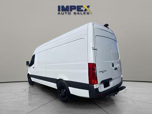 2025 Mercedes-Benz Sprinter 2500 High Roof