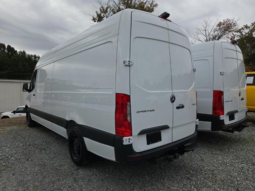 2025 Mercedes-Benz Sprinter 2500 High Roof