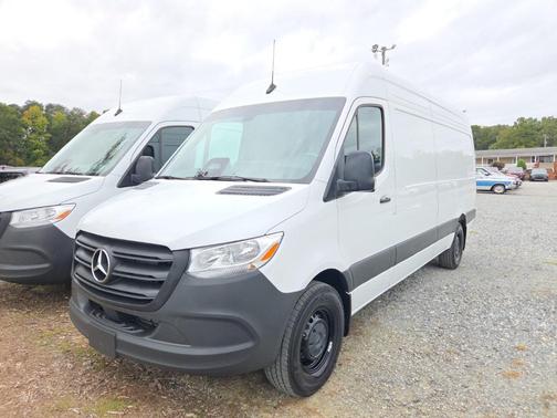 2025 Mercedes-Benz Sprinter 2500 High Roof
