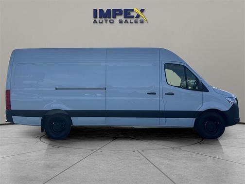 2025 Mercedes-Benz Sprinter 2500 High Roof