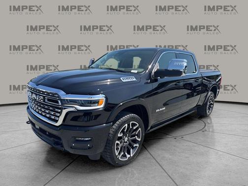 Diamond Black Crystal Pearlcoat 2025 RAM 1500 Longhorn