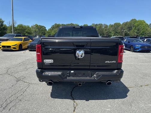 Diamond Black Crystal Pearlcoat 2025 RAM 1500 Longhorn