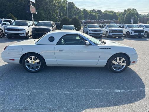 Whisper White 2002 Ford Thunderbird Base