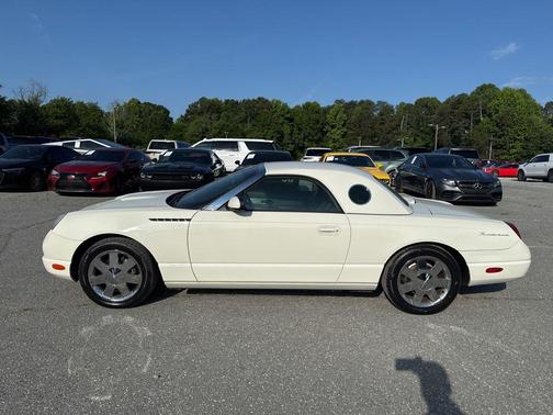 Whisper White 2002 Ford Thunderbird Base