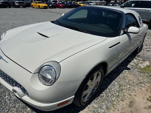 Whisper White 2002 Ford Thunderbird Base