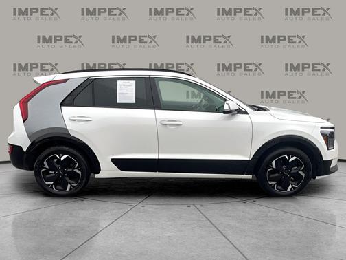 2023 Kia Niro EV Wave