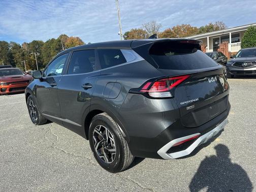 2024 Kia Sportage LX