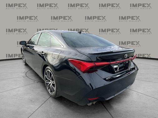 2019 Toyota Avalon Touring