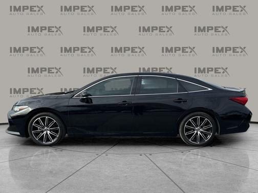 2019 Toyota Avalon Touring