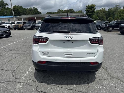Bright White Clearcoat 2025 Jeep Compass Limited