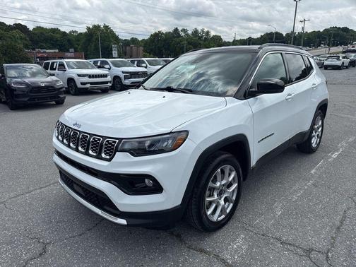 Bright White Clearcoat 2025 Jeep Compass Limited