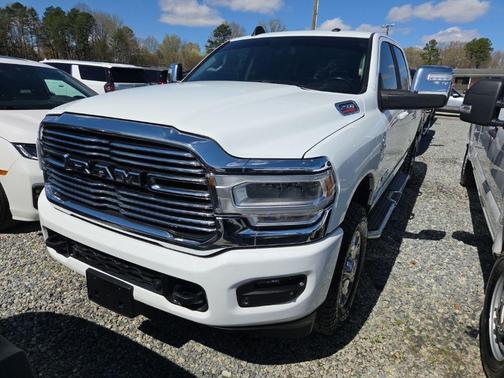 2024 RAM 2500 Laramie Crew Cab 4x4 6'4' Box