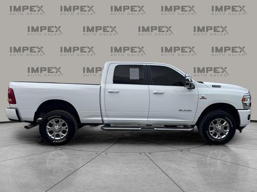 Bright White Clearcoat 2024 RAM 2500 Laramie Crew Cab 4x4 6'4' Box