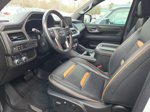 2022 GMC Yukon 4WD AT4