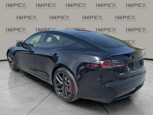 Solid Black 2023 Tesla Model S Plaid