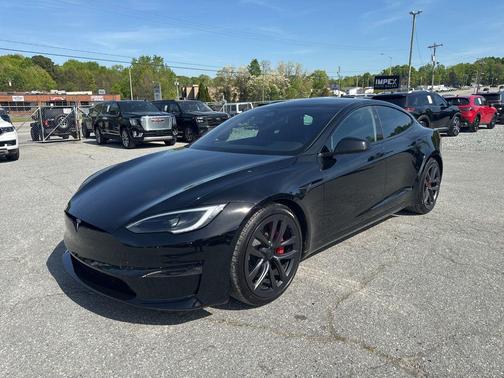 2023 Tesla Model S Plaid