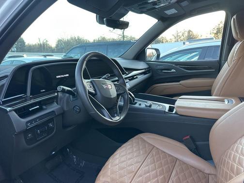 2021 Cadillac Escalade Sport