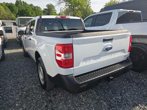 OXFORD WHITE 2023 Ford Maverick XL
