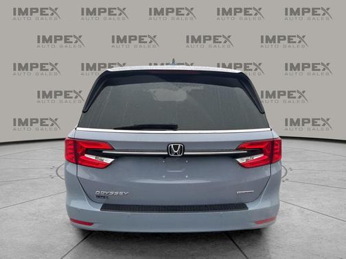 Sonic Gray Pearl 2023 Honda Odyssey Touring